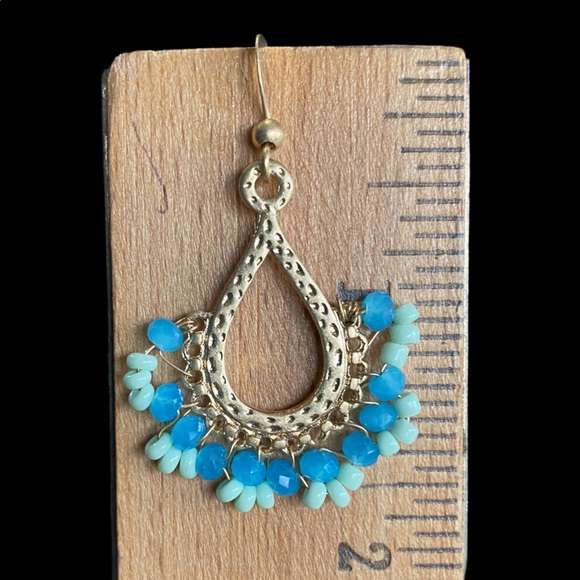HAND-BEADED TEARDROP DANGLE HOOK EARRINGS AQUA GOLD LT GREEN HIPPIE FESTIVAL NEW - Picture 2 of 3
